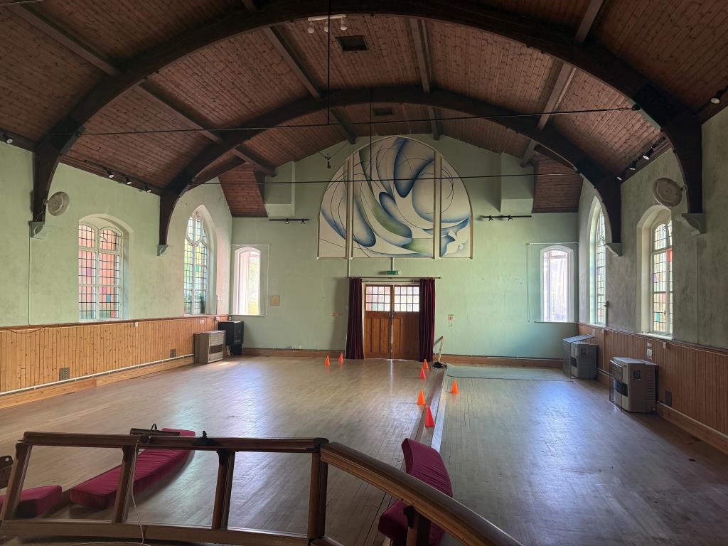 Lot: 29 - FORMER METHODIST CHURCH WITH RESIDENTIAL CONSENT - East view of main hall